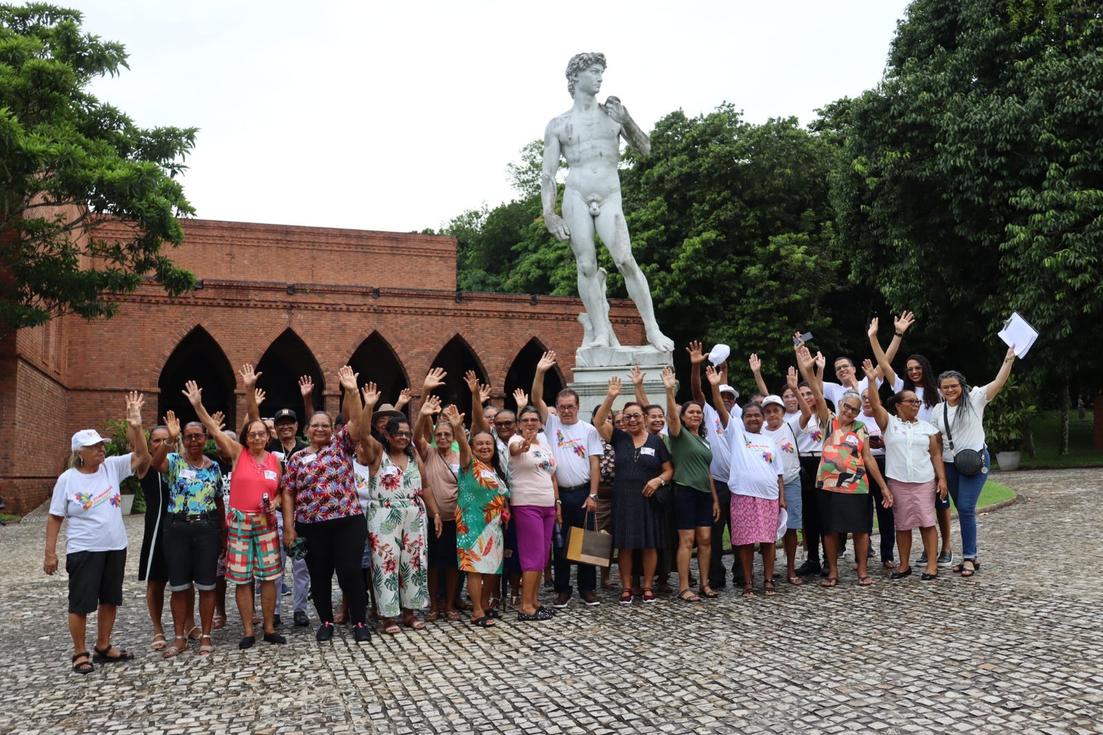 Cedili realiza excursão para Instituto Ricardo Brennand e encanta