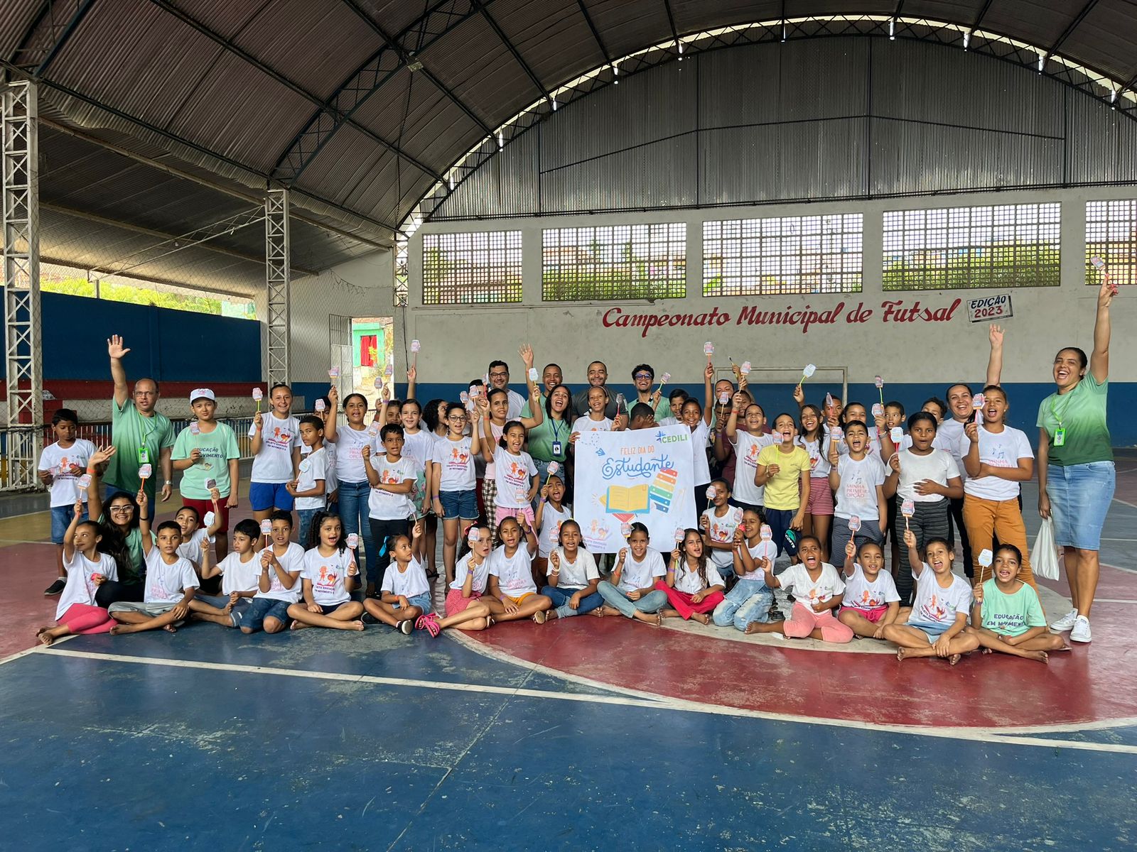 Beneficiários do Cedili participam de comemoração em alusão ao dia do estudante