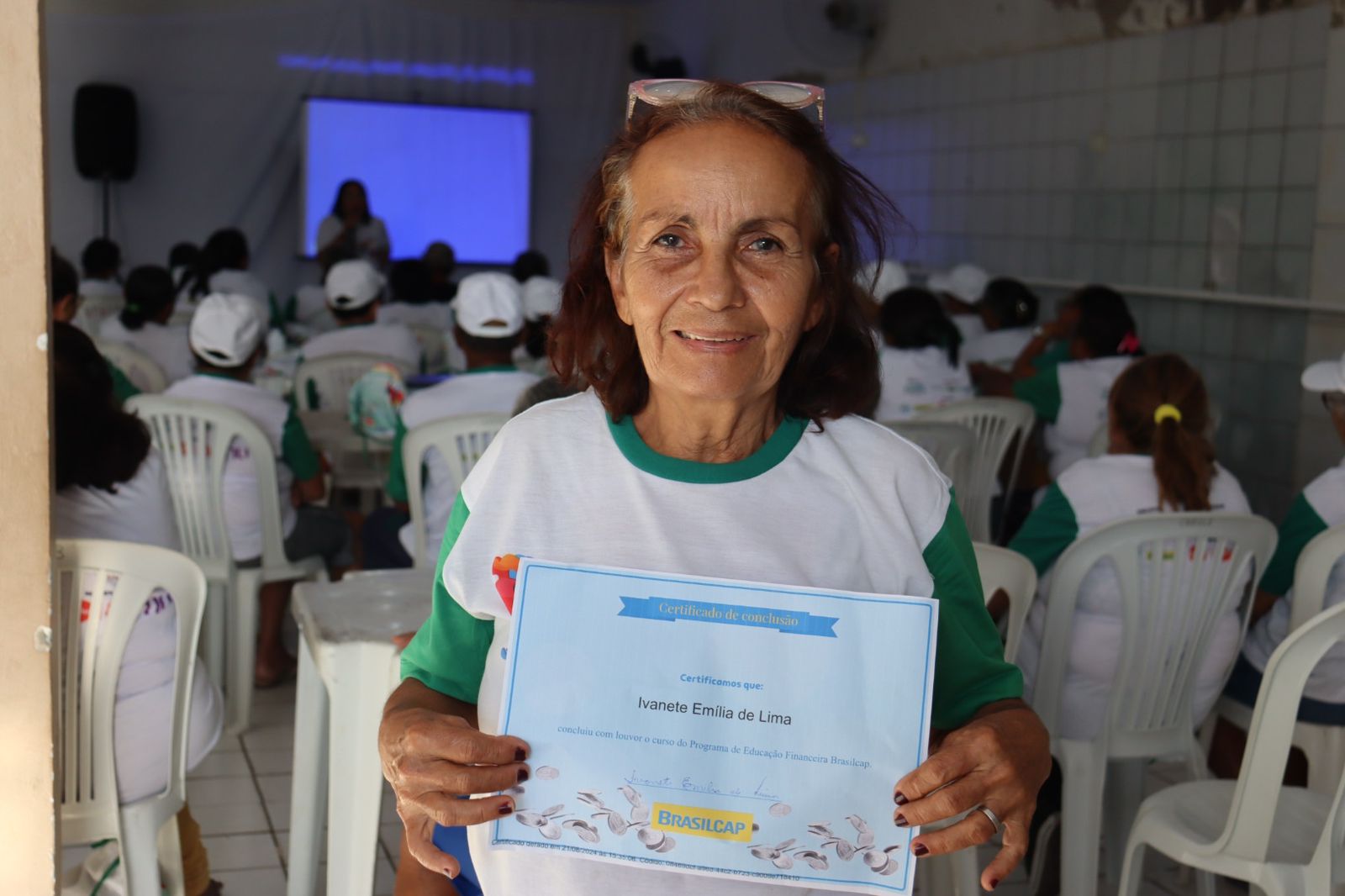 Idosos participam do curso do Programa de Educação Financeira BrasilCap