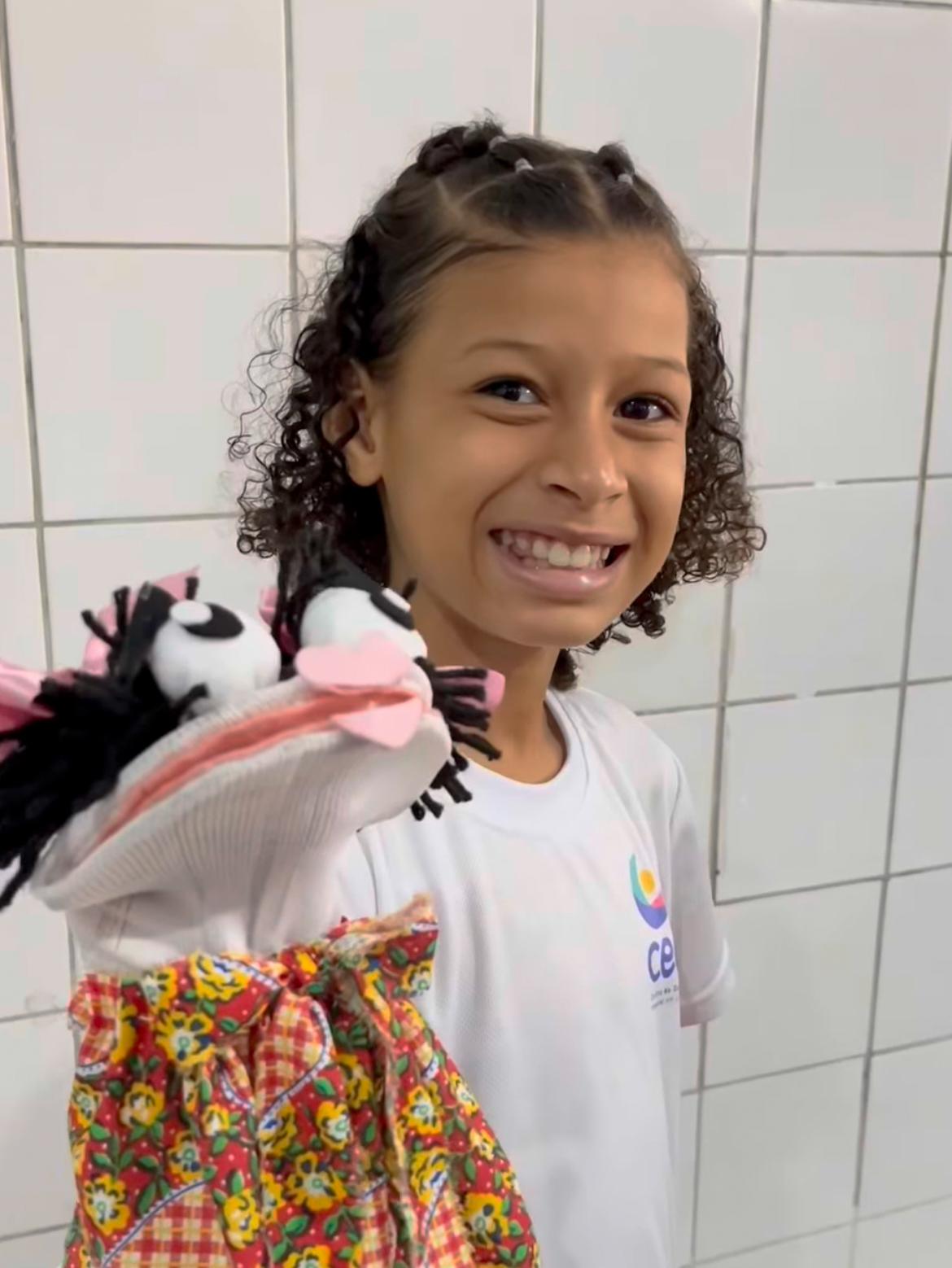 CEDILI realiza oficina de fantoche com crianças beneficiárias