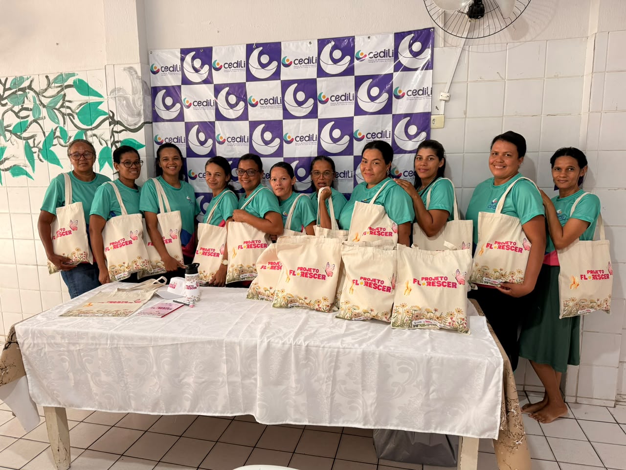 CEDILI realiza entrega de kits às beneficiárias do Projeto Florescer para fortalecer as atividades